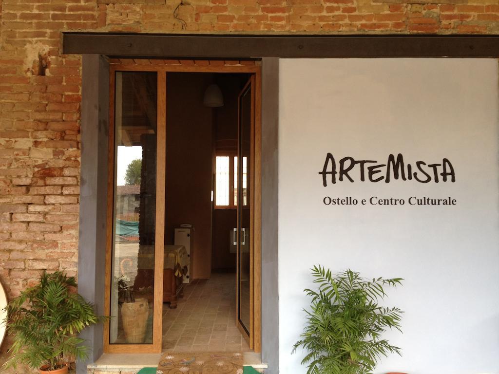 Ostello Artemista Ass. Ostelli Lombardia Spessa ภายนอก รูปภาพ
